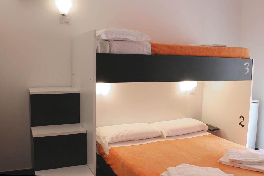 Triple Room,326273119:JPEG
